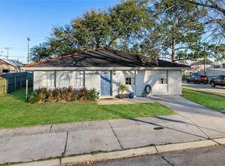 2301 Veronica Dr, Chalmette, LA 70043