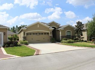 10020 Gap Wedge Dr, San Antonio, FL 33576