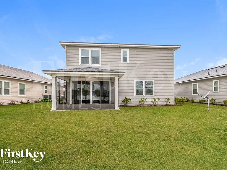 2081 Amberly Dr — Photo 15