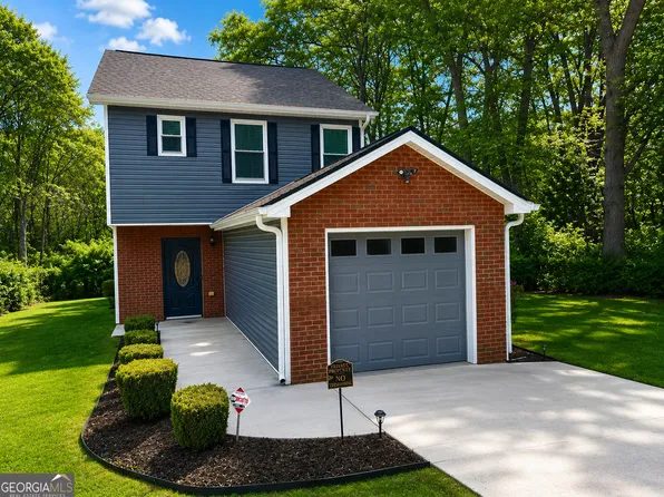 1640 Riverchase Cir NE, Conyers, GA 30013