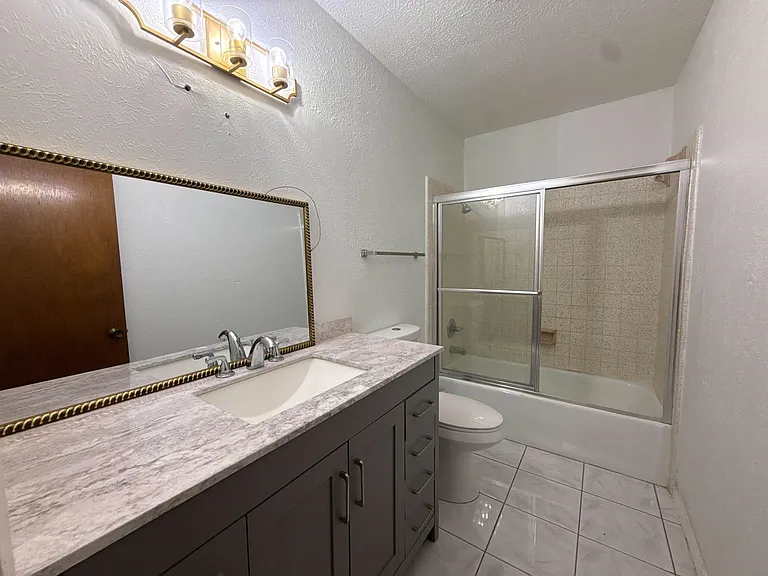 201 Gumwood Ln — Photo 13