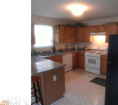 4th image of 823 White Dove Dr