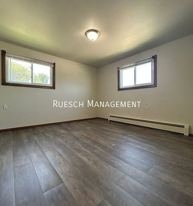 1st image of 805 Shawano Ave #8