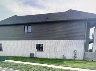 93 Louise St, Welland, ON L3B0J8