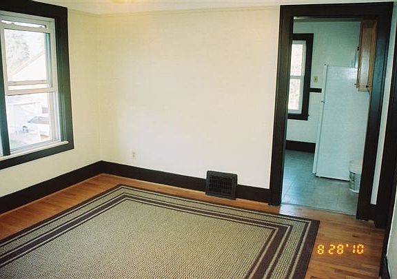 Living Room Facing Kitchen