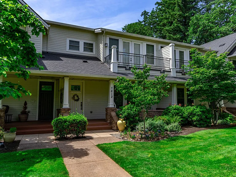 7812 NW Quinault St — Photo 1