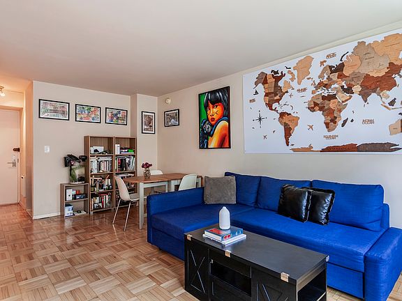 3rd image of 430 W 34th St APT 7K
