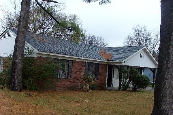 1st image of 496 Western Park Dr