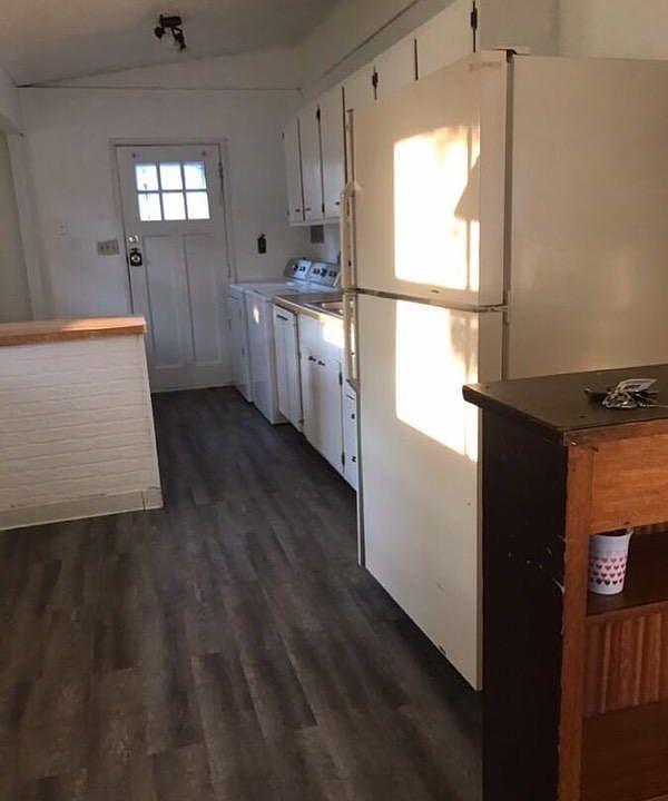1st image of 3227 Hanover Dr