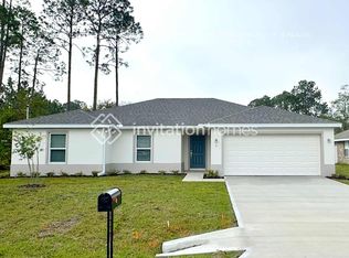 8 Reybury Ln, Palm Coast, FL 32164