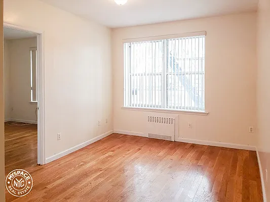 Rented by MySpaceNYC | media 4