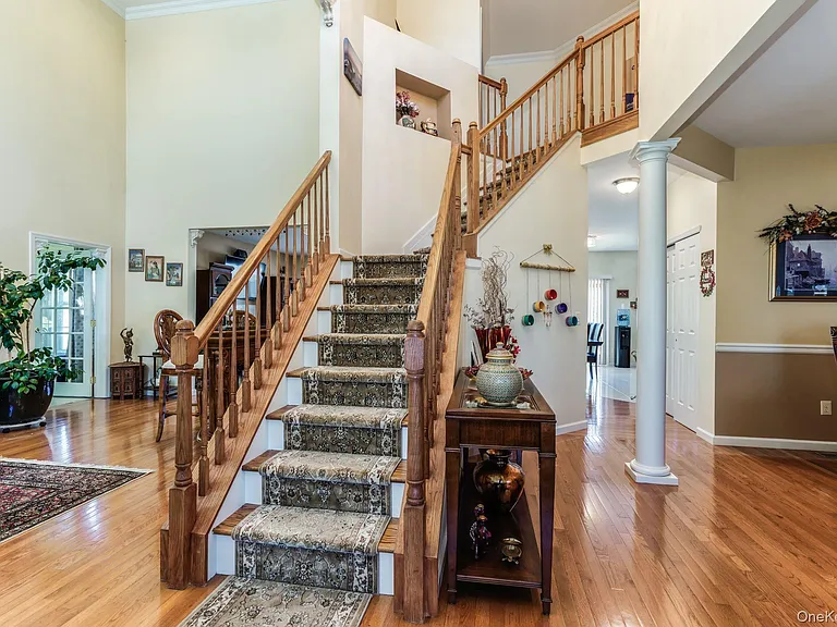 5 Daffodil Ln — Photo 2