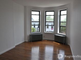 59-28 Catalpa Ave, Flushing, NY 11385