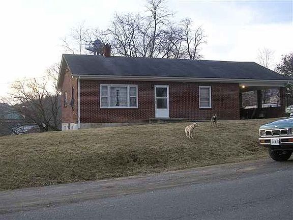 3rd image of 1565 Church St