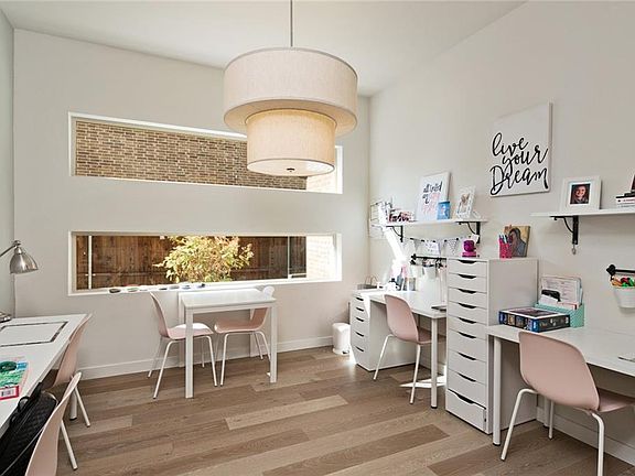 5th image of 5434 Randwick Trl