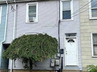 945 W Pine St, Allentown, PA 18102