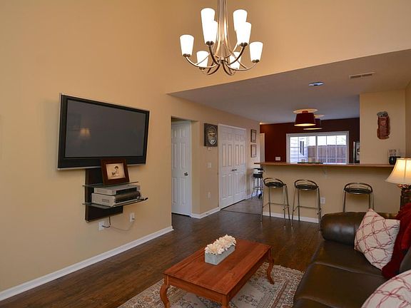 4th image of 441 Piney Creek Dr