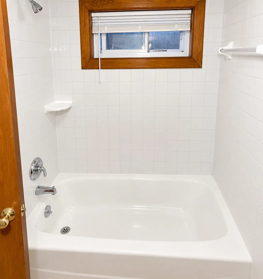 1 bed, 900 sqft, $1,550 — Photo 3