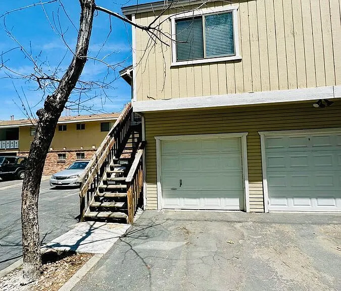 331 Broadway Blvd #C — Photo 1