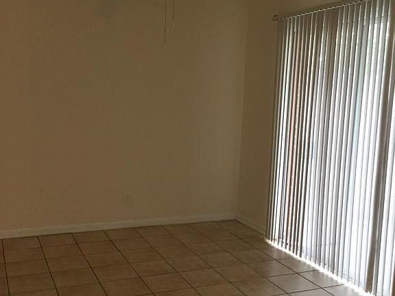 4th image of 2658 Trollie Ln APT 4