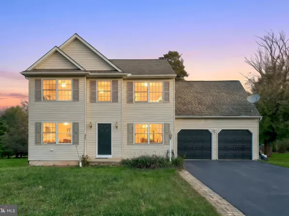 3241 Walker Ave, Dover, PA 17315