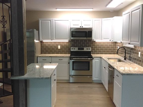 3rd image of 135 Jamison Ave