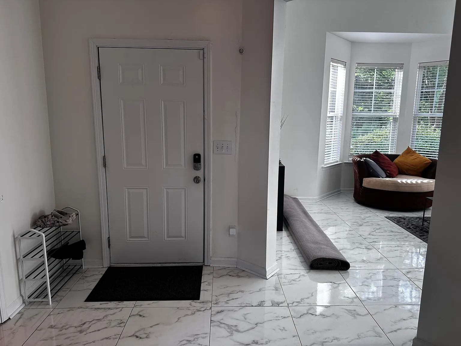 3 bed, 2.5 bath, 2232 sqft, $2,500 — Photo 4
