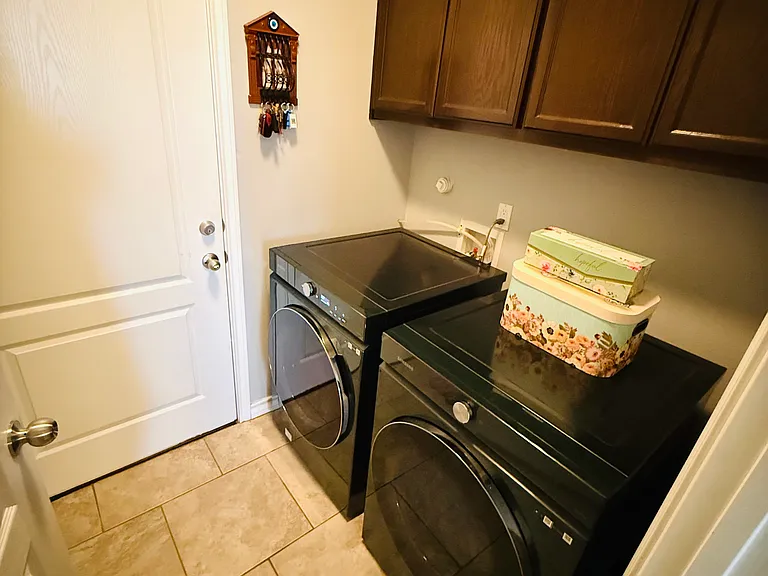 6801 Truxton Dr — Photo 28