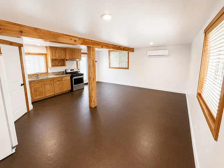 2245 Ceanothus Ave — Photo 10