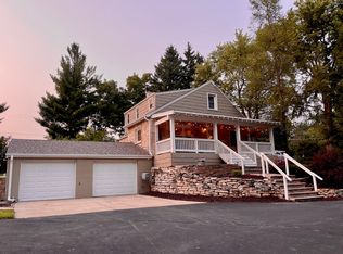 W261N4389 High St, Pewaukee, WI 53072