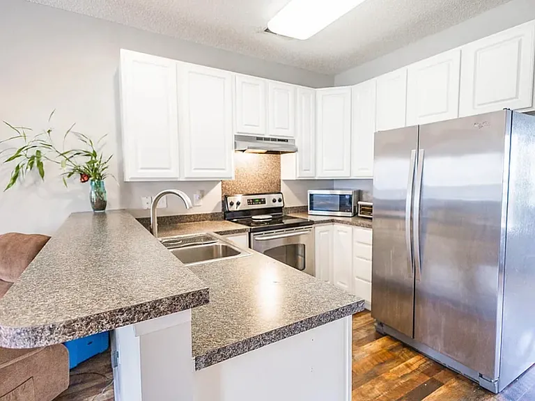 110 Black River Dr — Photo 3