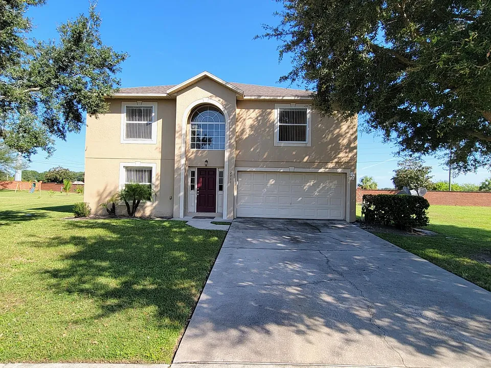 2711 Garrett Nicholas Loop