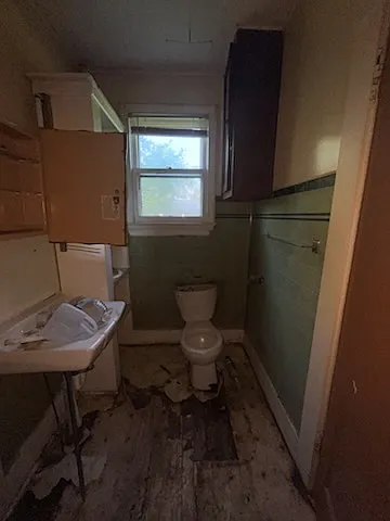 1009 Ernest St — Photo 19