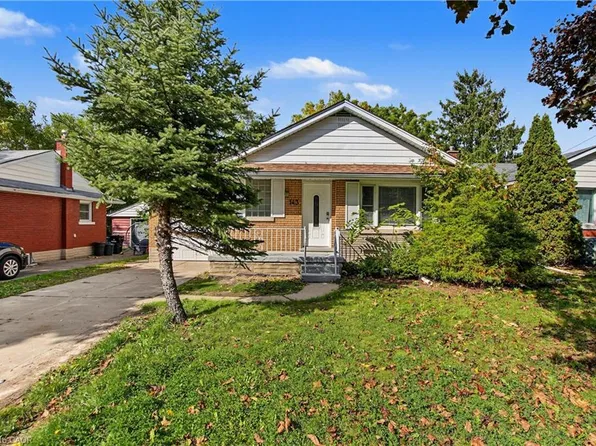143 Elgin Cres, Waterloo, ON N2J 2S5