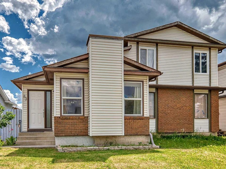 1st image of 83 Whitworth Way NE