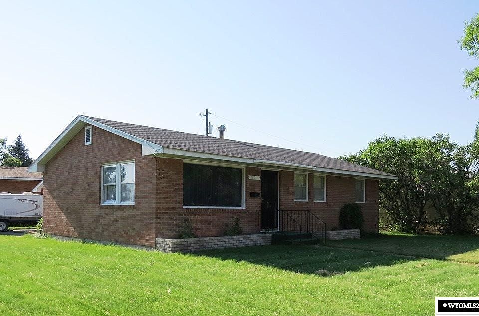 1st image of 1127 Westwood Dr