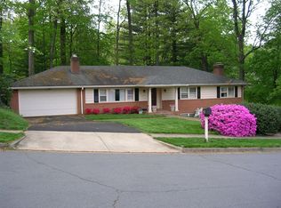 1430 Highwood Dr, Mc Lean, VA 22101