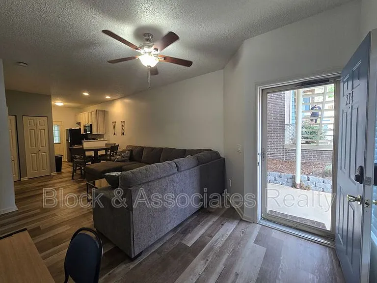 234 Davidson St — Photo 11