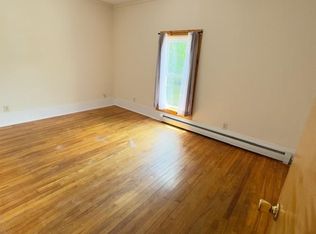 25 Glen Rd APT 2, Gorham, NH 03581