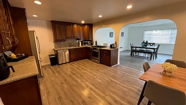 4880 Bruges Ave — Photo 9