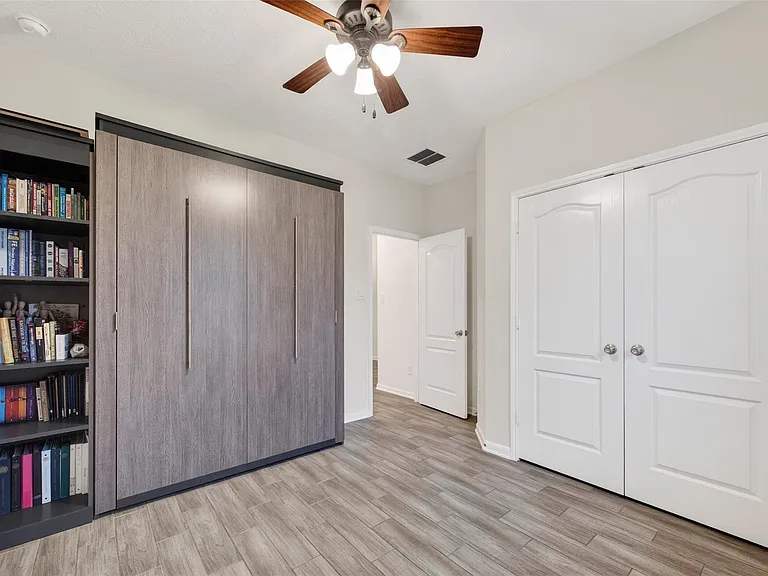 15607 Barton Orchard Ln — Photo 13