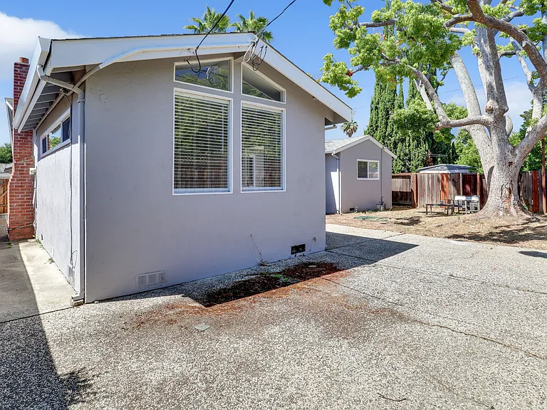 4483 Alex Dr — Photo 29