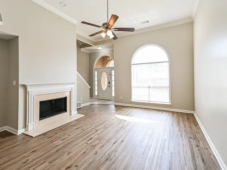 8084 Conridge Dr — Photo 6
