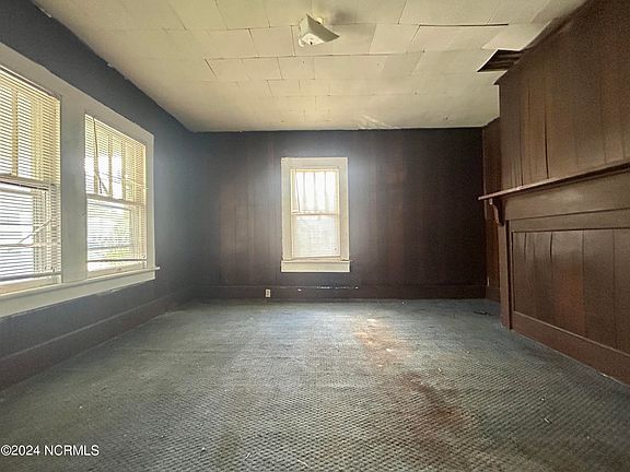 5th image of 409 Cadillac Street