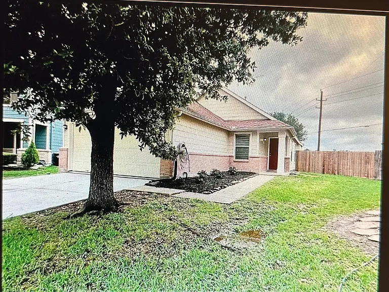 6738 Green Pear Ln — Photo 1