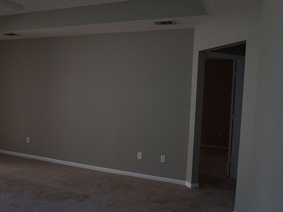 3rd image of 3009 Ginny Dr