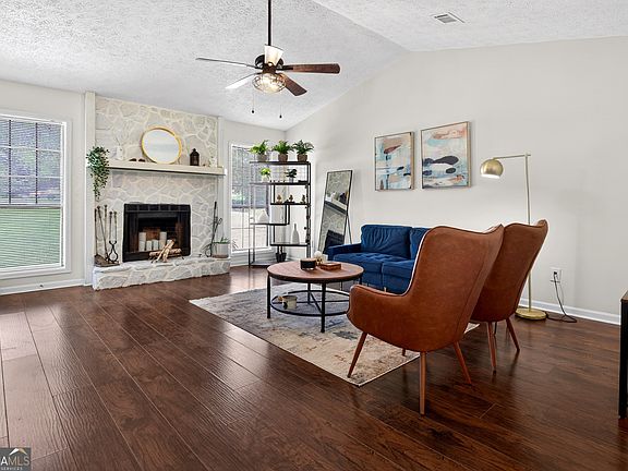 5th image of 11525 Matthews Trl