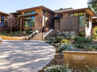26860 Robleda Ct, Los Altos Hills, CA 94022