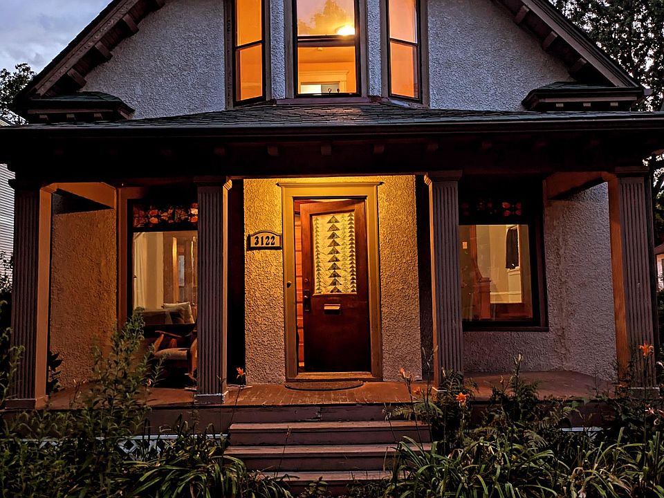1st image of 3122 17th Ave S