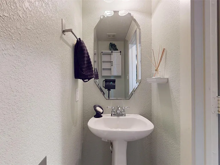 7918 Tupper Bend Ct — Photo 20